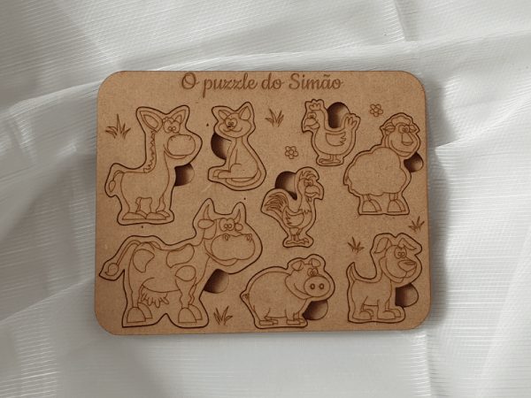 puzzle em Madeira com a forma de animais